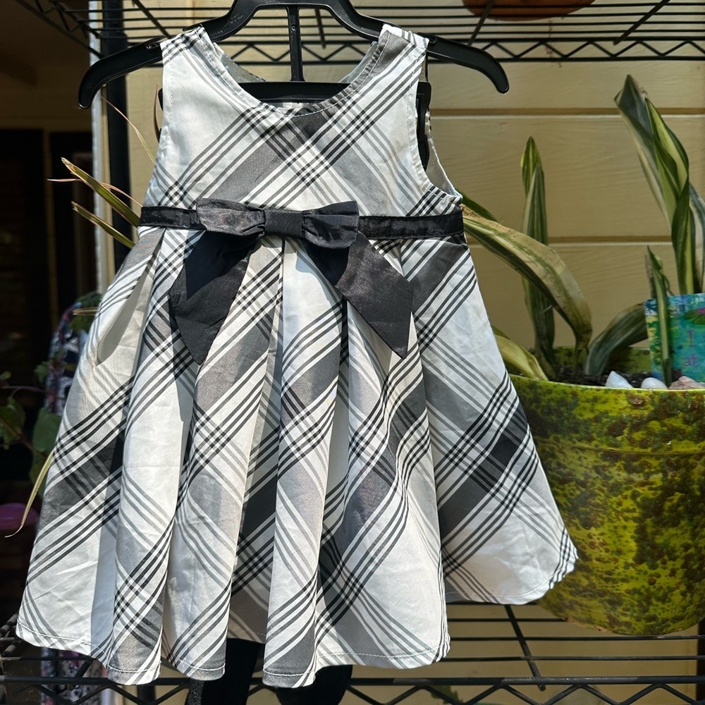 KOALA Baby Girl BlackWhiteDress W/Black Tights Bow Formal Size 12M
